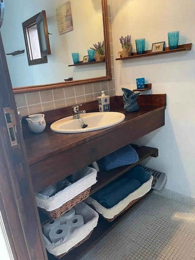 Casa Lucia Apartment Genoves