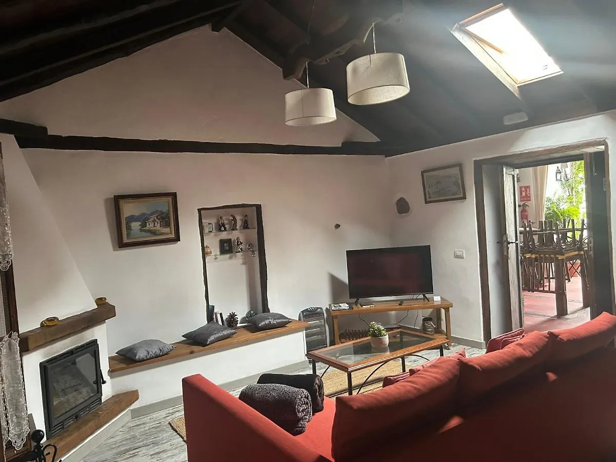 Casa Lucia Apartment Genoves